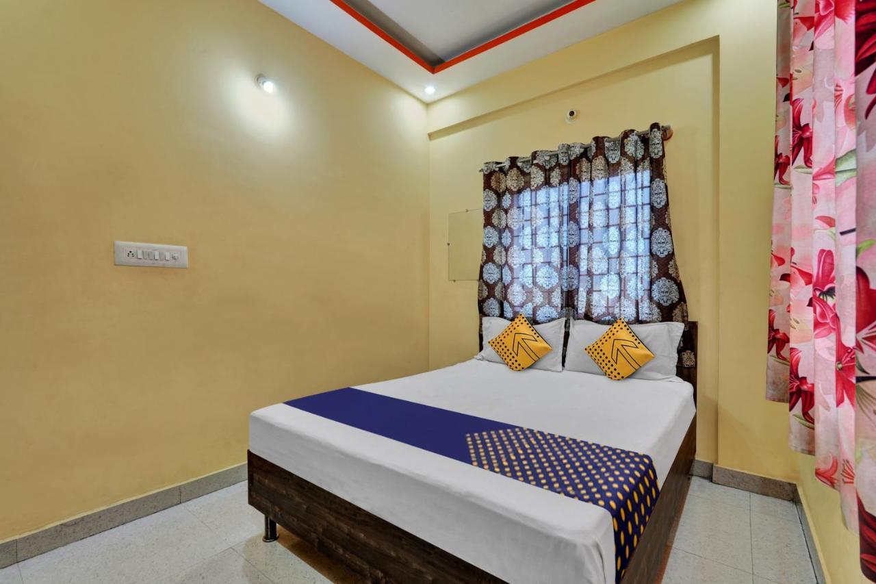 Spot On Anugraha Residency Hotel Kumbalgod Buitenkant foto