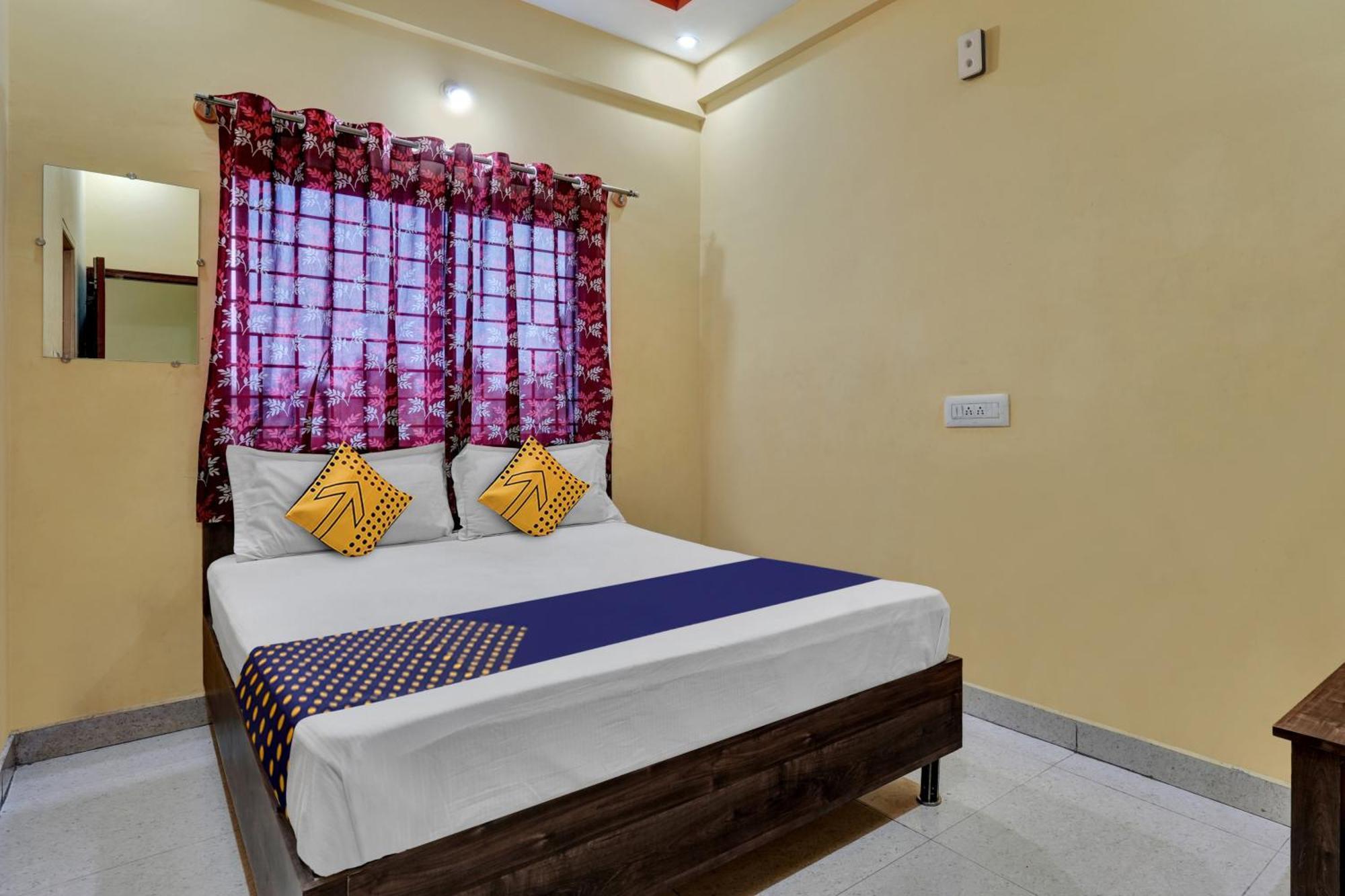 Spot On Anugraha Residency Hotel Kumbalgod Buitenkant foto